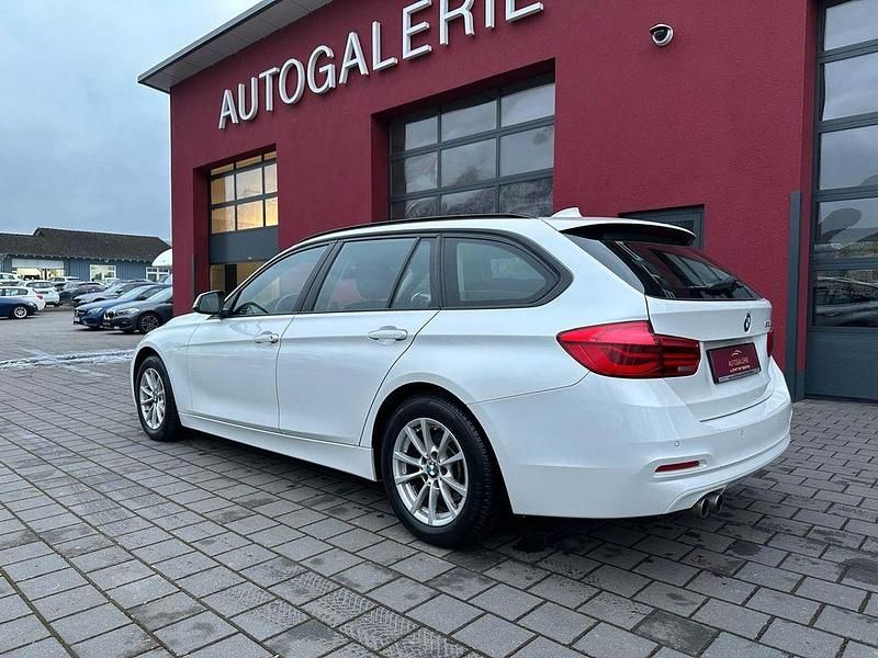 Gebraucht BMW 320 Advantage 184 PS (135 kW) 2018 Weiß Kombi