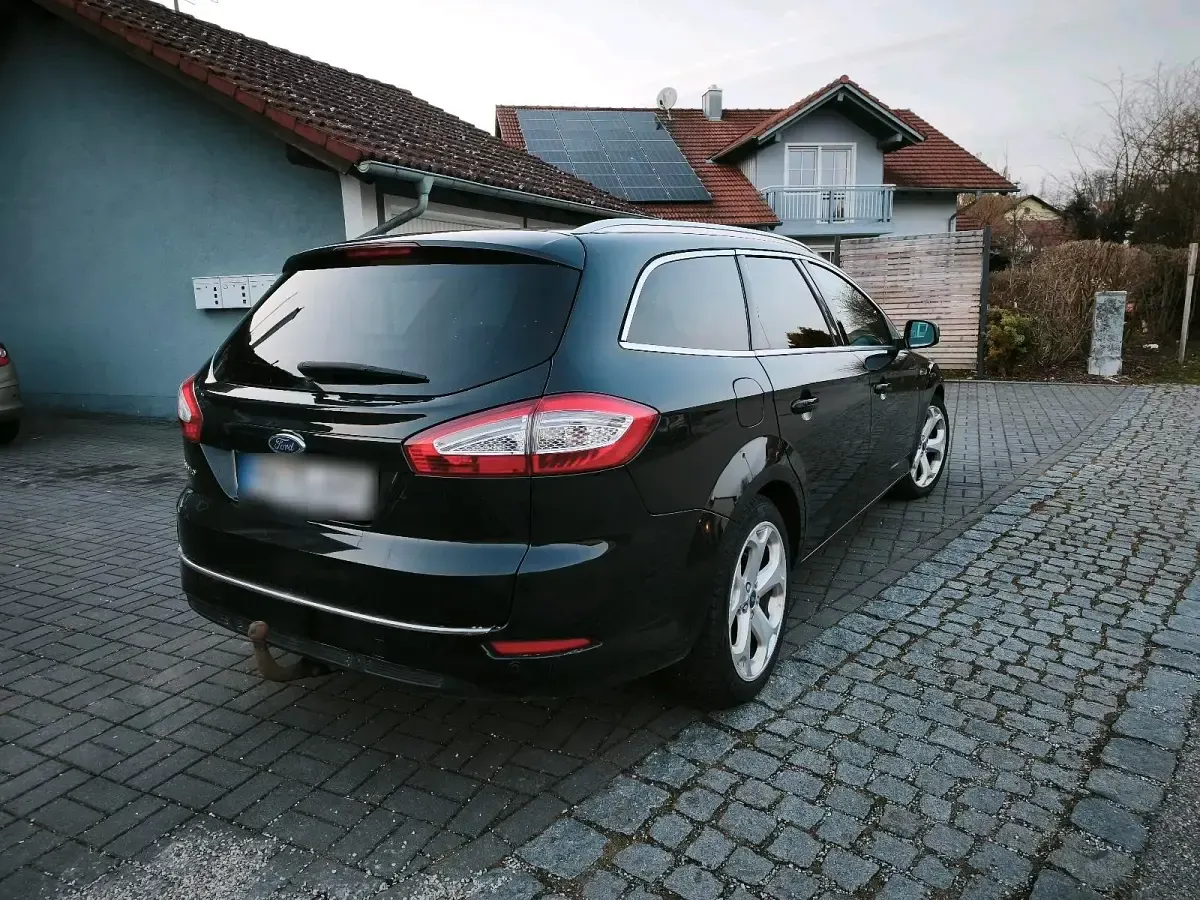 Używany Ford Mondeo Titanium 140 KM (102 kW) 2014 Czarny Kombi