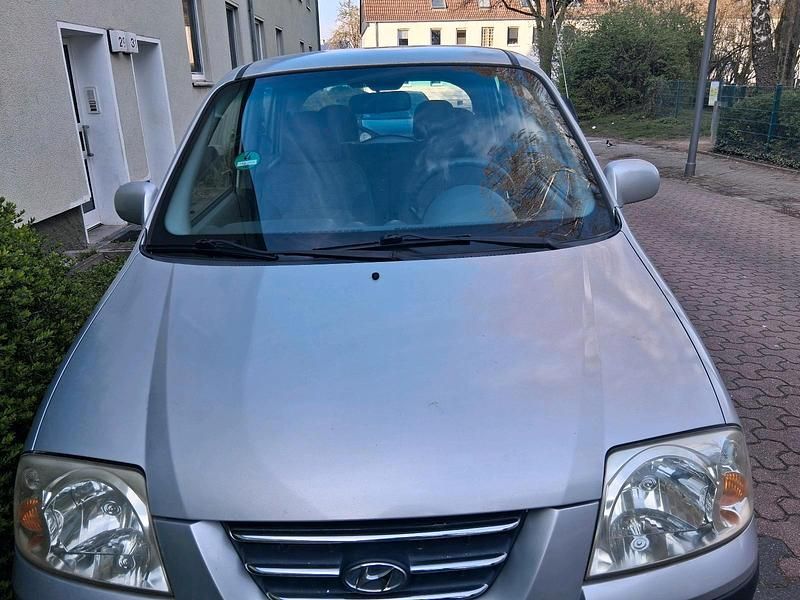 Gebraucht Hyundai Atos 58 PS (42 kW) 2004 Silber Kleinwagen