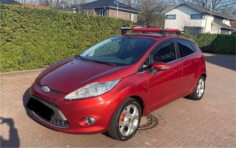 Gebraucht Ford Fiesta Titanium 95 PS (69 kW) 2009 Orange Kleinwagen