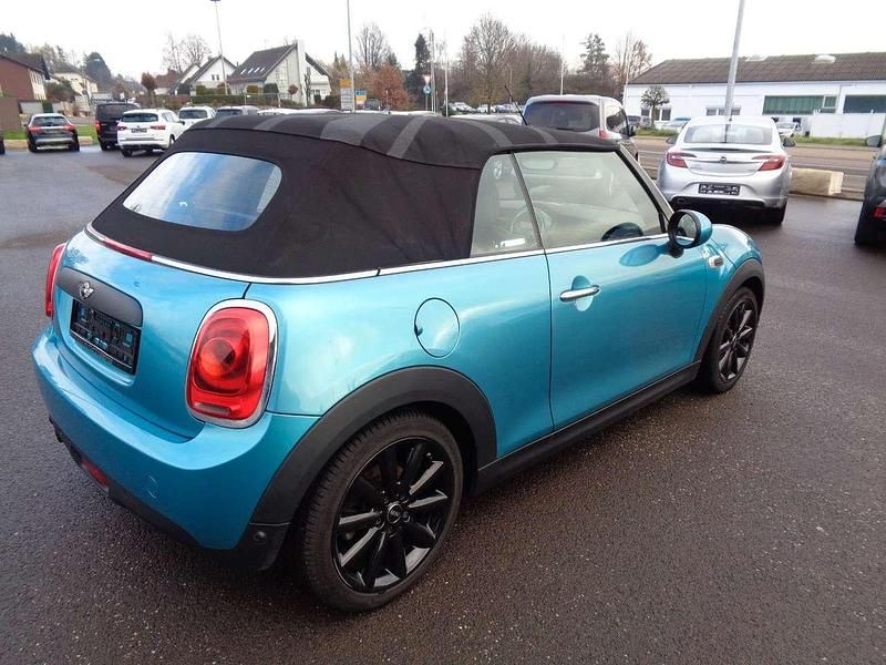 Gebraucht Mini One Cabriolet 102 PS (75 kW) 2016 Caribbean aqua Cabrio