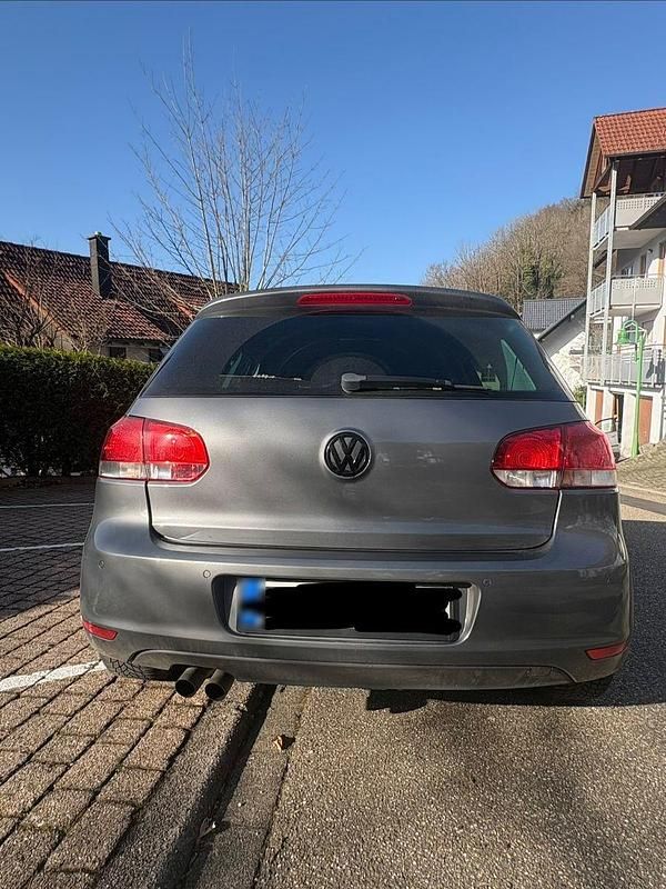 Gebraucht VW Golf VII Edition 140 PS (102 kW) 2012 Grau Kombi