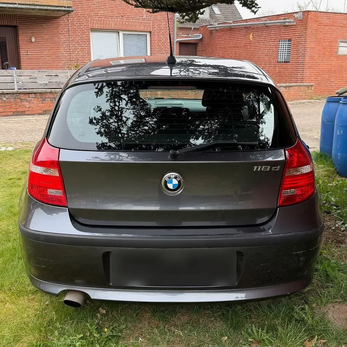 Brugt BMW 118 145 HK (106 kW) 2008 Grå Hatchback
