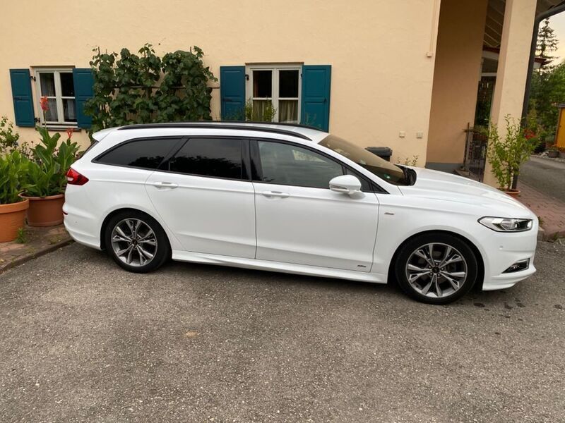 Gebraucht Ford Mondeo 179 PS (131 kW) 2018 Weiß Kombi
