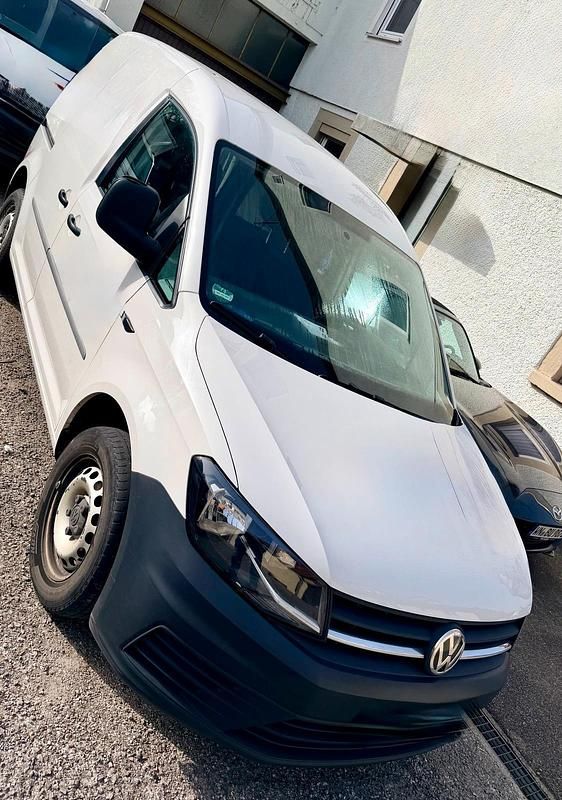 Gebraucht VW Caddy 102 PS (75 kW) 2018 Weiß Van / Kleinbus