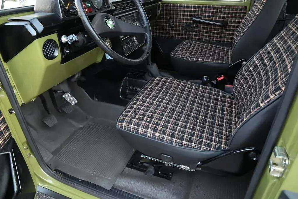 Gebraucht Mercedes 230 90 PS (66 kW) 1980 Grün Cabrio