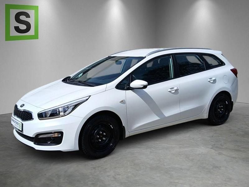 Weiß Gebraucht 2018 Kia Ceed Sportswagon Kombi | 8.990 € (Superpreis) - Bild 1/4