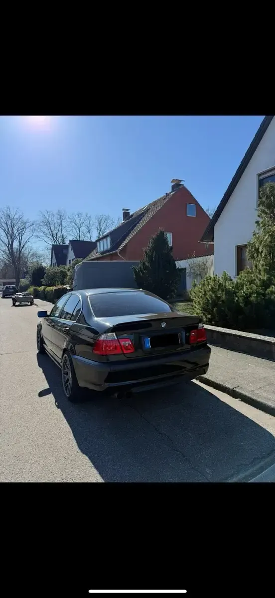 Gebraucht BMW 325 M Sport 192 PS (141 kW) 2002 Schwarz Limousine