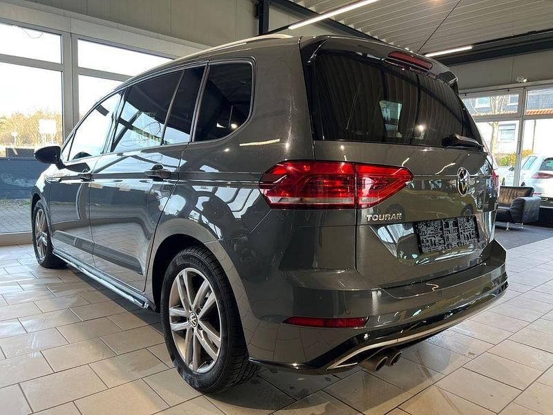 Gebraucht VW Touran R-line 150 PS (110 kW) 2021 Grau Van / Kleinbus