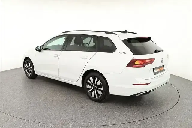 Second-hand VW Golf VIII Goal 150 CP (110 kW) 2025 Alb Break