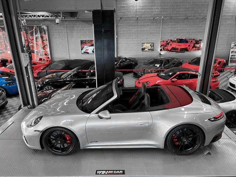 Gebraucht Porsche 992 480 PS (353 kW) 2024 Grau Cabrio