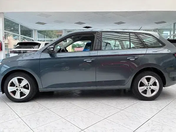 Gebraucht Skoda Fabia Ambition 110 PS (80 kW) 2017 Grau Kombi