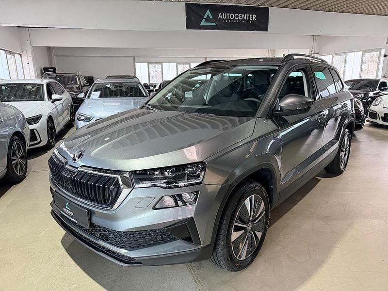Grau Gebraucht 2025 Skoda Karoq Ambiente SUV | 29.990 € (Superpreis) - Bild 1/4