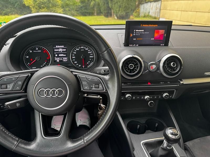 Second-hand Audi A3 116 CP (85 kW) 2018 Negru Berlinǎ