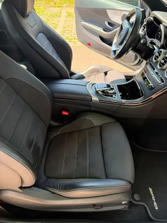 Gebraucht Mercedes C180 AMG 156 PS (114 kW) 2021 Grau Coupé