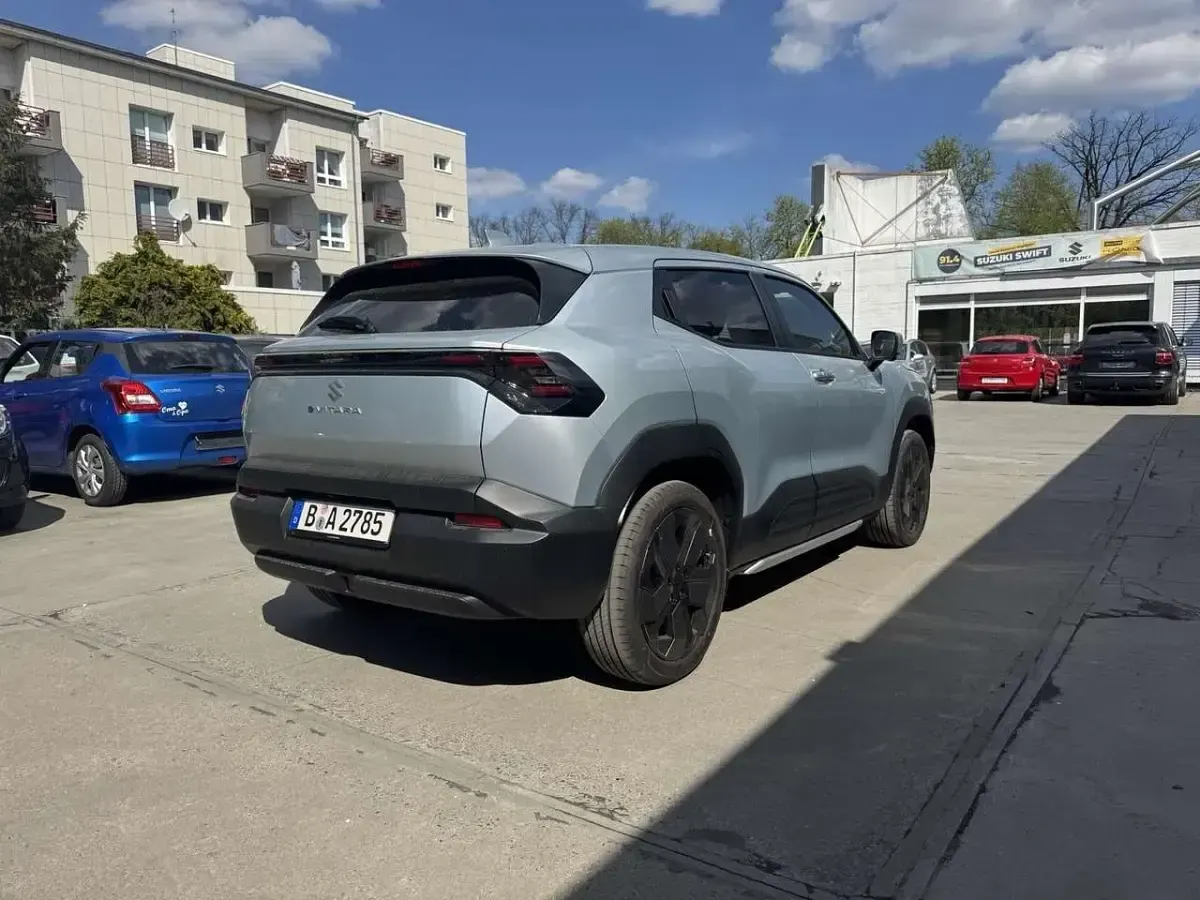 Neu Suzuki Vitara Comfort+ 135 kW (184 PS) 2026 Splendid silver pearl metallic SUV