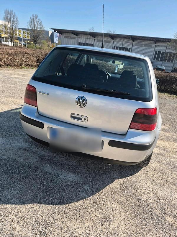 Gebraucht VW Golf IV 75 PS (55 kW) 2002 Silber Limousine