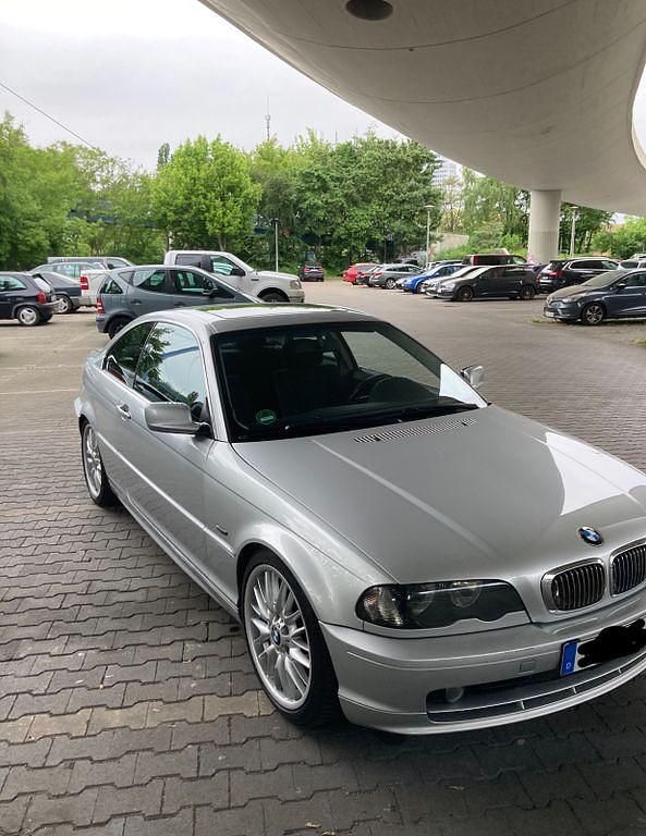 Silber Gebraucht 2000 BMW 320 Performance Coupé | 3.990 € (Guter Preis) - Bild 1/4