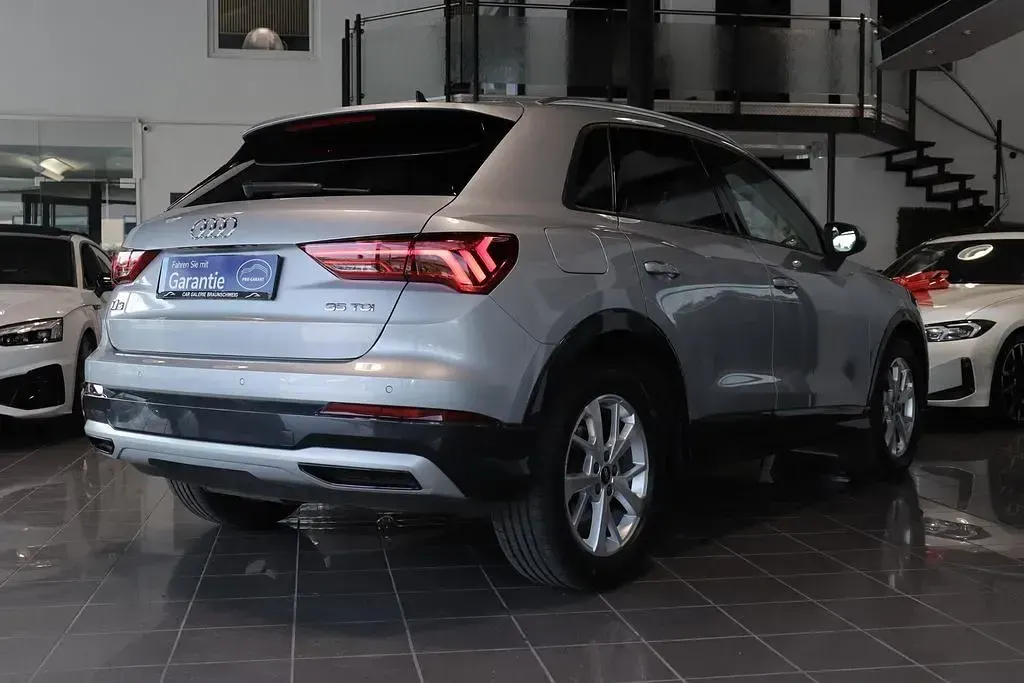 Gebraucht Audi Q3 Sport 150 PS (110 kW) 2022 Silber SUV