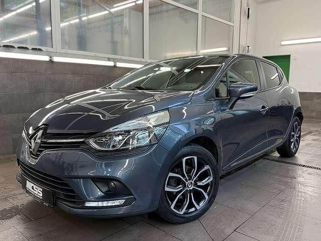 Grau Gebraucht 2020 Renault Clio V Kleinwagen | 9.988 € (Fairer Preis) - Bild 1/4