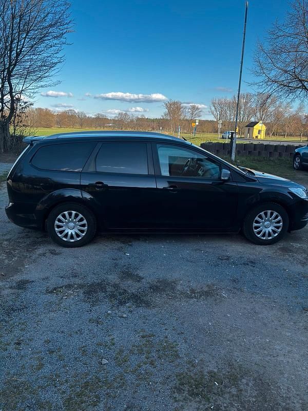 Gebraucht Ford Focus 116 PS (85 kW) 2007 Schwarz Kombi