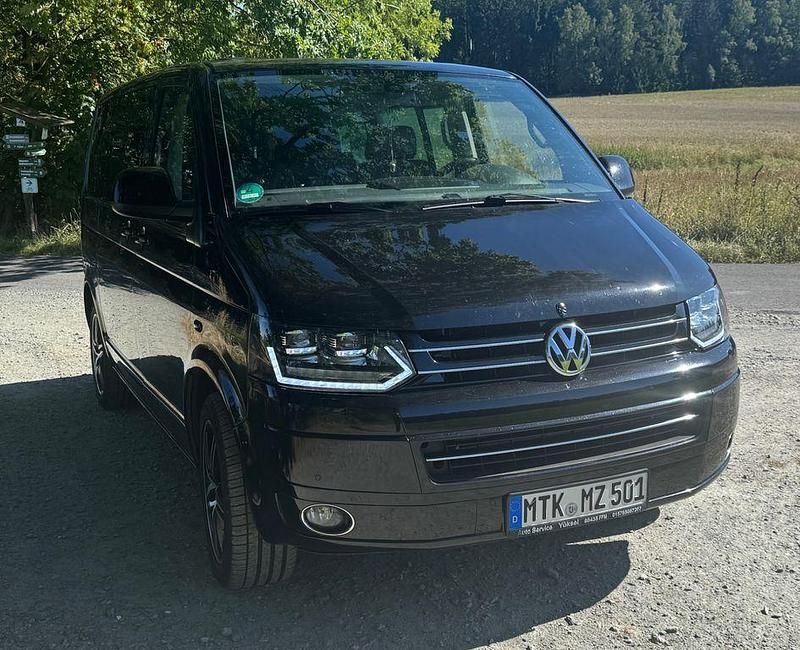 Schwarz Gebraucht 2011 VW T5 Van | 19.500 € (Guter Preis) - Bild 1/4