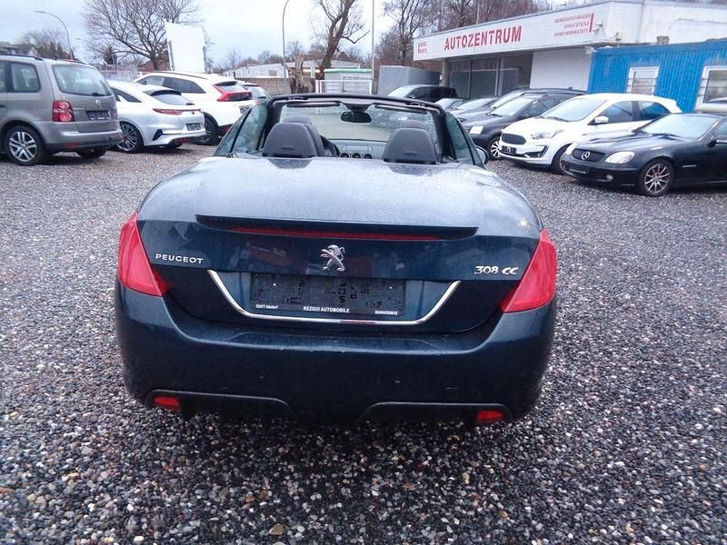 Gebraucht Peugeot 308 CC Active 156 PS (114 kW) 2012 Blau Cabrio