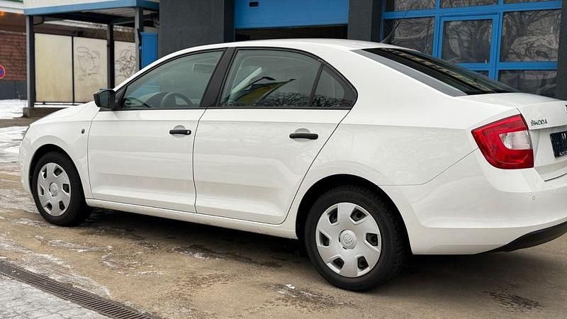 Second-hand Skoda Rapid Active 75 CP (55 kW) 2013 Alb Hatchback