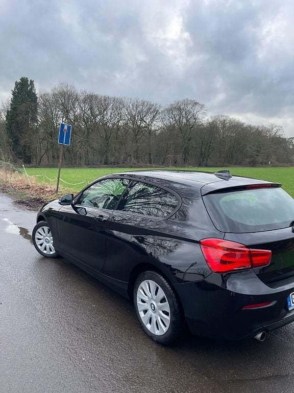 Gebraucht BMW 118 136 PS (100 kW) 2017 Schwarz Kleinwagen