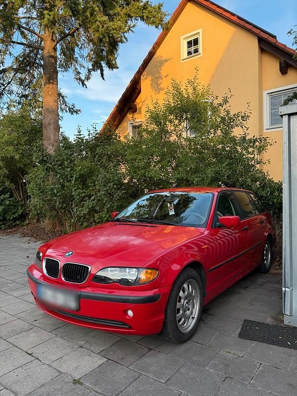 Rot Gebraucht 2002 BMW 318 Kombi | 1.400 € (Fairer Preis) - Bild 1/4