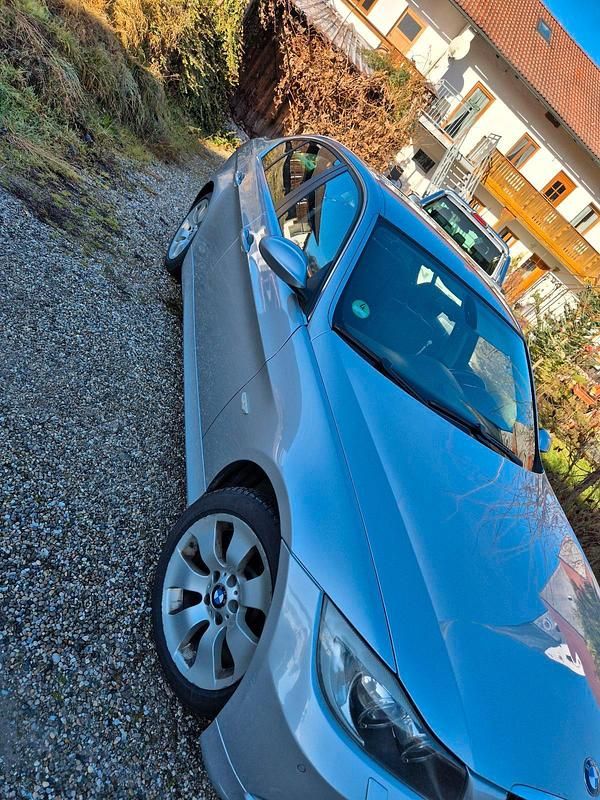 Gebraucht BMW 330 272 PS (200 kW) 2008 Silber Limousine
