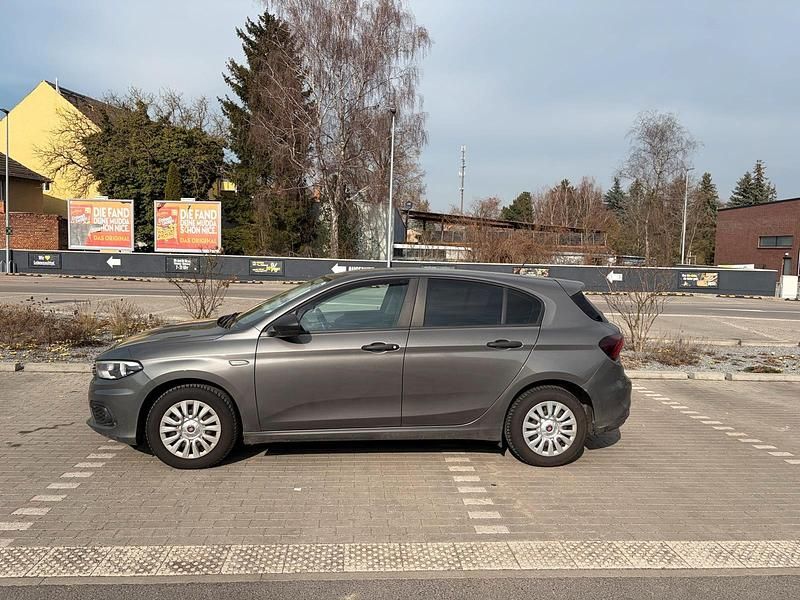 Gebraucht Fiat Tipo Pop 70 PS (51 kW) 2017 Grau Limousine