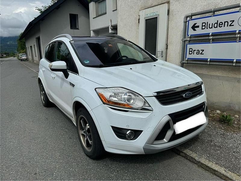Gebraucht Ford Kuga S 140 PS (102 kW) 2011 Weiß SUV