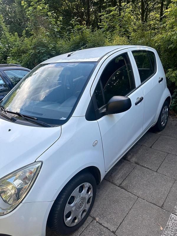 Second-hand Opel Agila 2008 Alb Hatchback