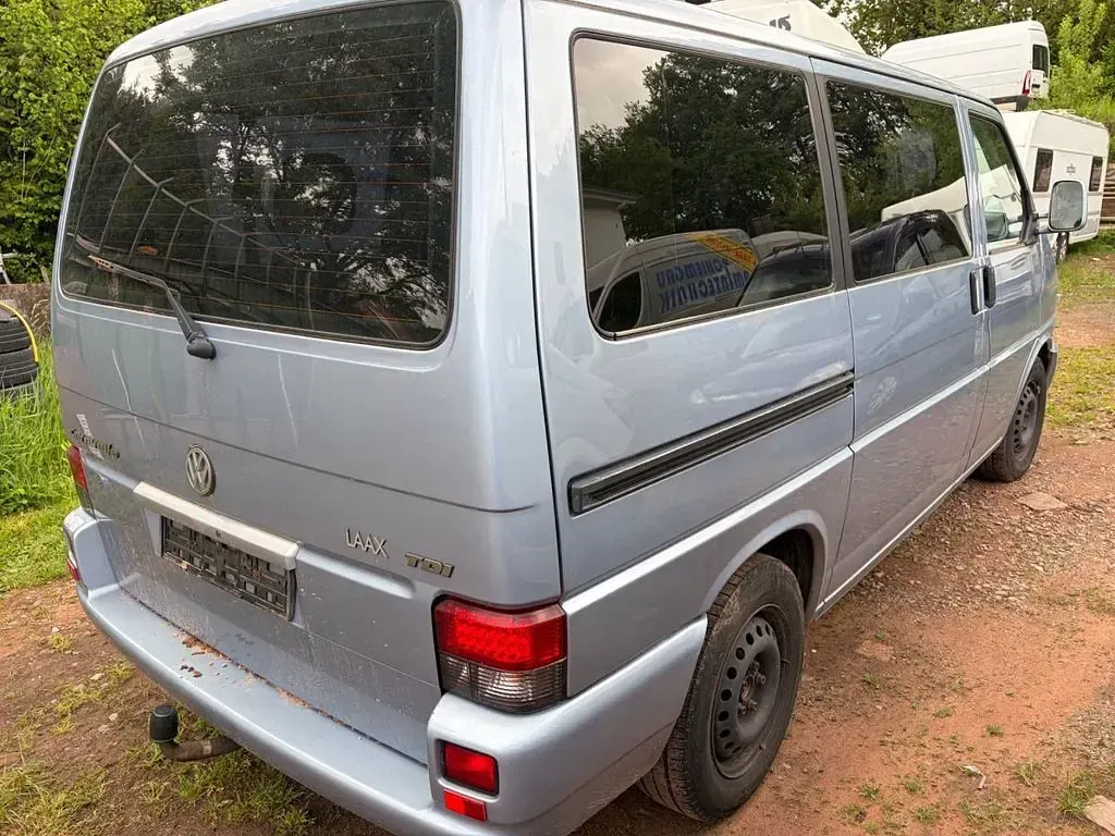 Używany VW T4 102 KM (75 kW) 2003 Niebieski Van