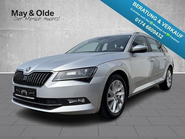 Silber Gebraucht 2018 Skoda Superb Style Kombi | 21.990 € (Etwas zu teuer) - Bild 1/4