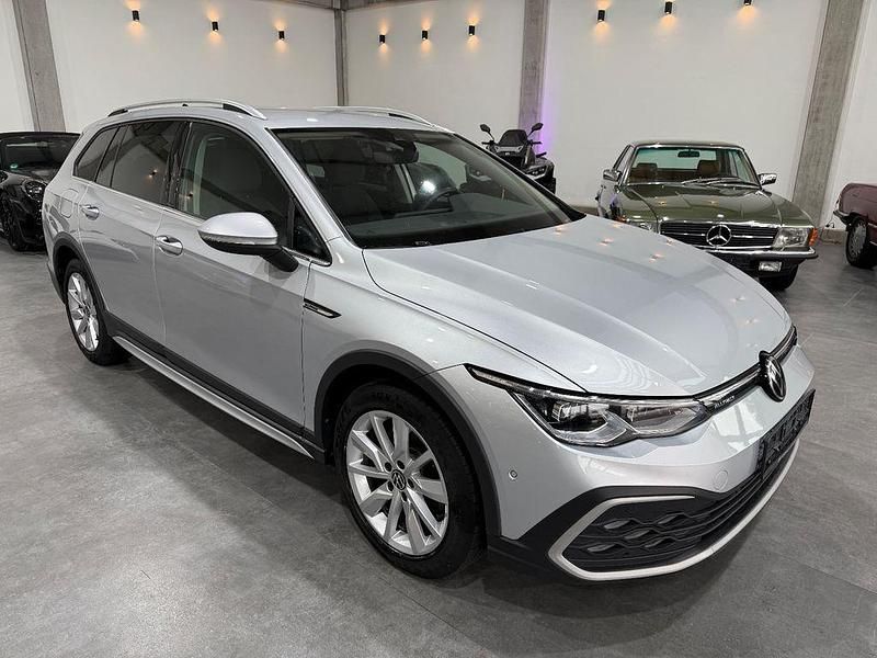 Gebraucht VW Golf Alltrack 200 PS (147 kW) 2022 Silber Kombi