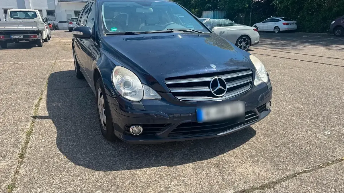 Gebraucht Mercedes R320 224 PS (164 kW) 2009 Blau Kombi