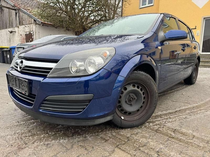 Gebraucht Opel Astra Edition 105 PS (77 kW) 2006 Ultrablau mi2 Limousine