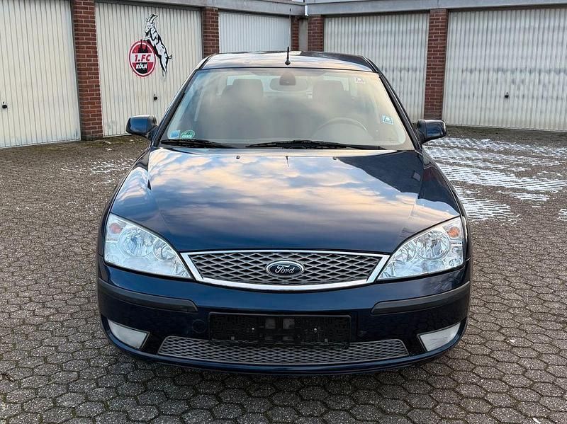 Gebraucht Ford Mondeo Ghia 145 PS (106 kW) 2006 Blau Limousine
