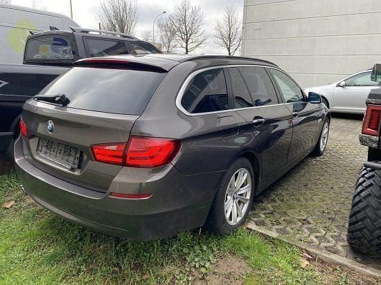 Usado BMW 530 245 CV (180 kW) 2011 Marrón Familiar