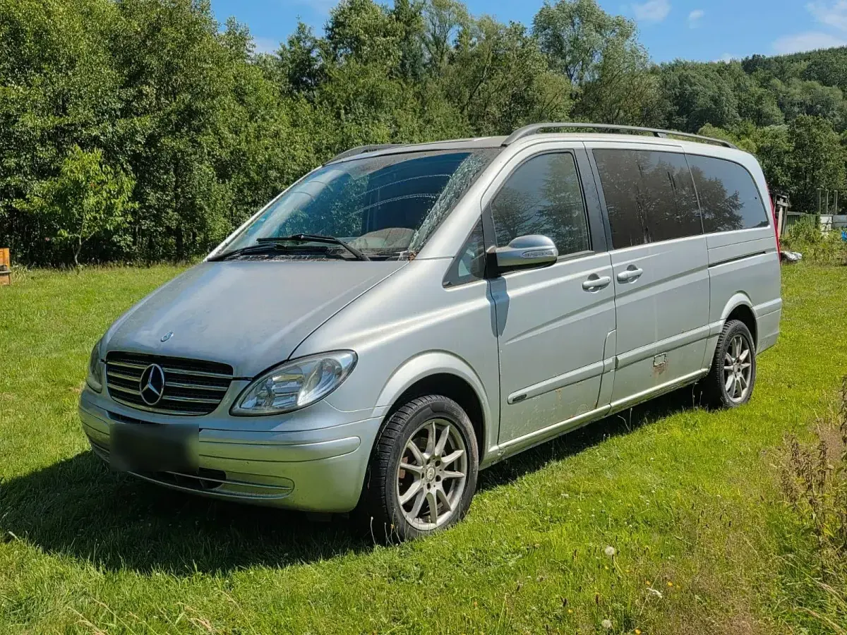 Gebraucht Mercedes Viano 150 PS (110 kW) 2003 Silber Van / Kleinbus