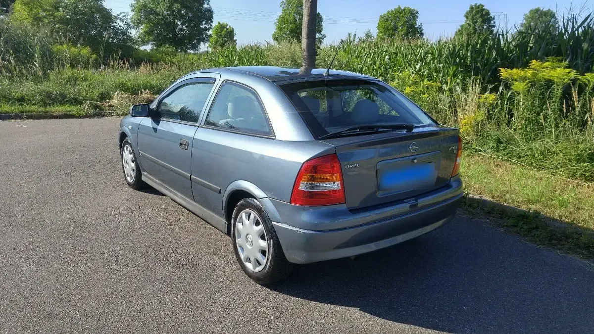 Gebraucht Opel Astra 55 PS (40 kW) 1998 Blau Kombi