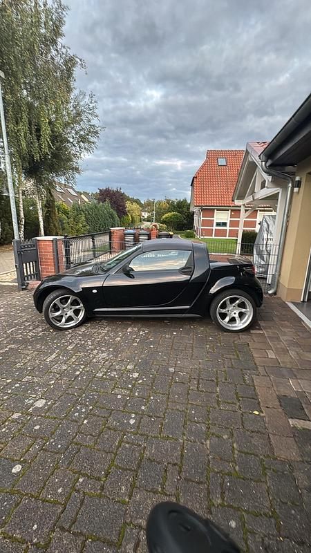 Schwarz Gebraucht 2006 Smart Roadster Cabrio | 4.800 € (Fairer Preis) - Bild 1/4