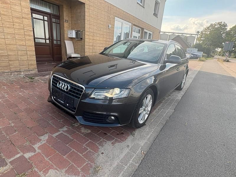 Grau Gebraucht 2008 Audi A4 Kombi | 5.000 € (Fairer Preis) - Bild 1/4