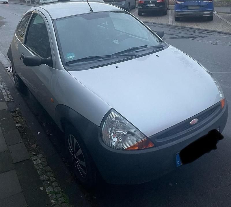 Second-hand Ford Ka 2004 Argintiu Hatchback