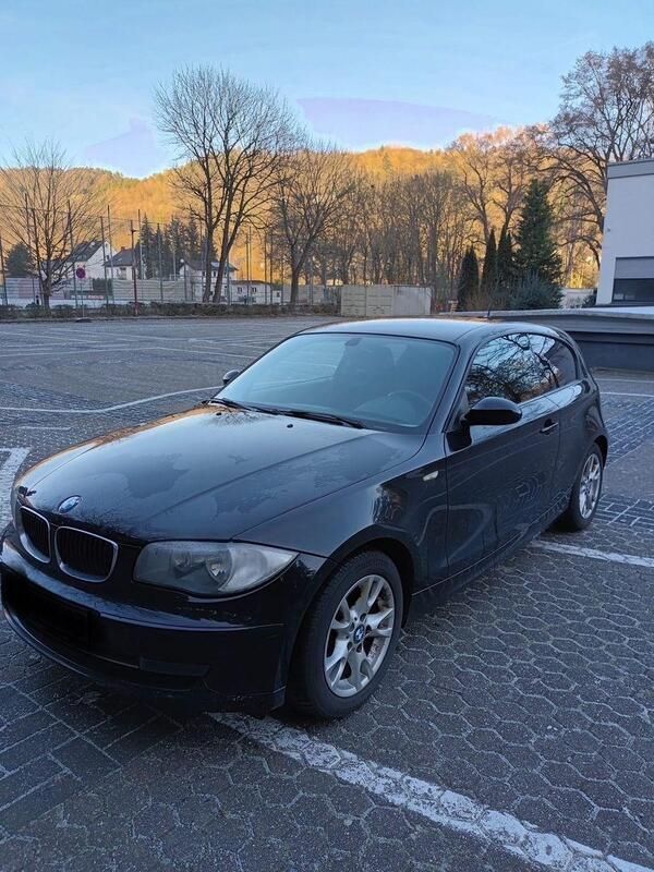 Schwarz Gebraucht 2009 BMW 116 Performance Kleinwagen | 2.499 € (Guter Preis) - Bild 1/4