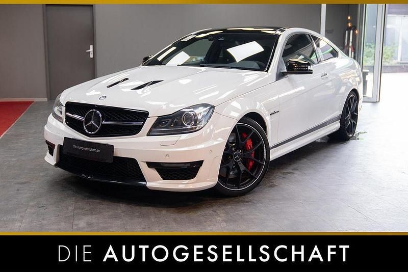 Polarweiss unilack Gebraucht 2013 Mercedes C63 AMG AMG Coupé | 37.990 € - Bild 1/2