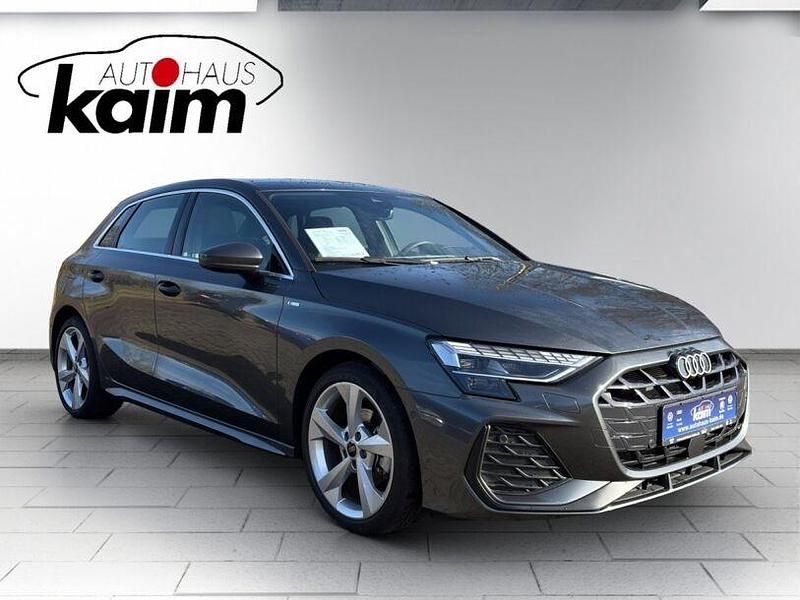 Gebraucht Audi A3 S-Line 150 PS (110 kW) 2025 Daytonagrau perleffekt Limousine