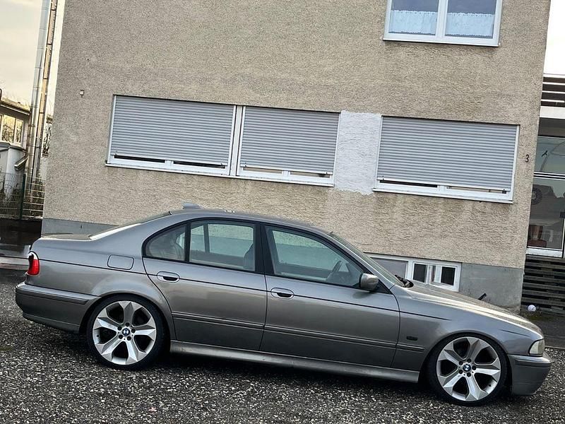 Gebraucht BMW 525 Performance 192 PS (141 kW) 2002 Grau Limousine